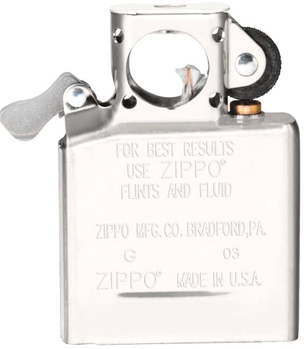  Подарочный набор Zippo: зажигалка Black Ice® и вставной блок для зажигалок для трубок